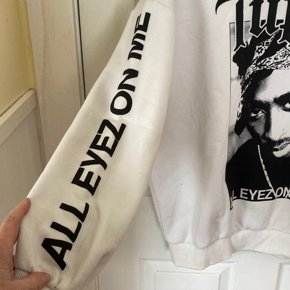 Bershka White Tupac All Eyez on Me Graphic Hoodie - Picture 6 of 9